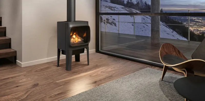 Freestanding gas stove with visible flames